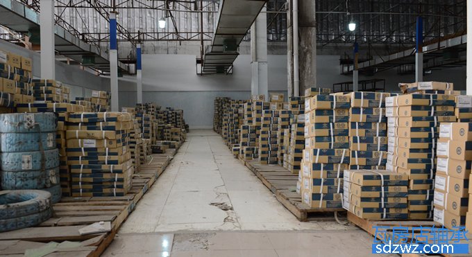 瓦房店軸承倉(cāng)庫(kù)